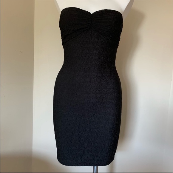 Body Central Black Crepe Strapless Dress - Picture 4 of 5